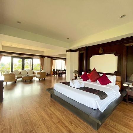 Gassan Legacy Golf Club Hotel Lamphun Exterior foto
