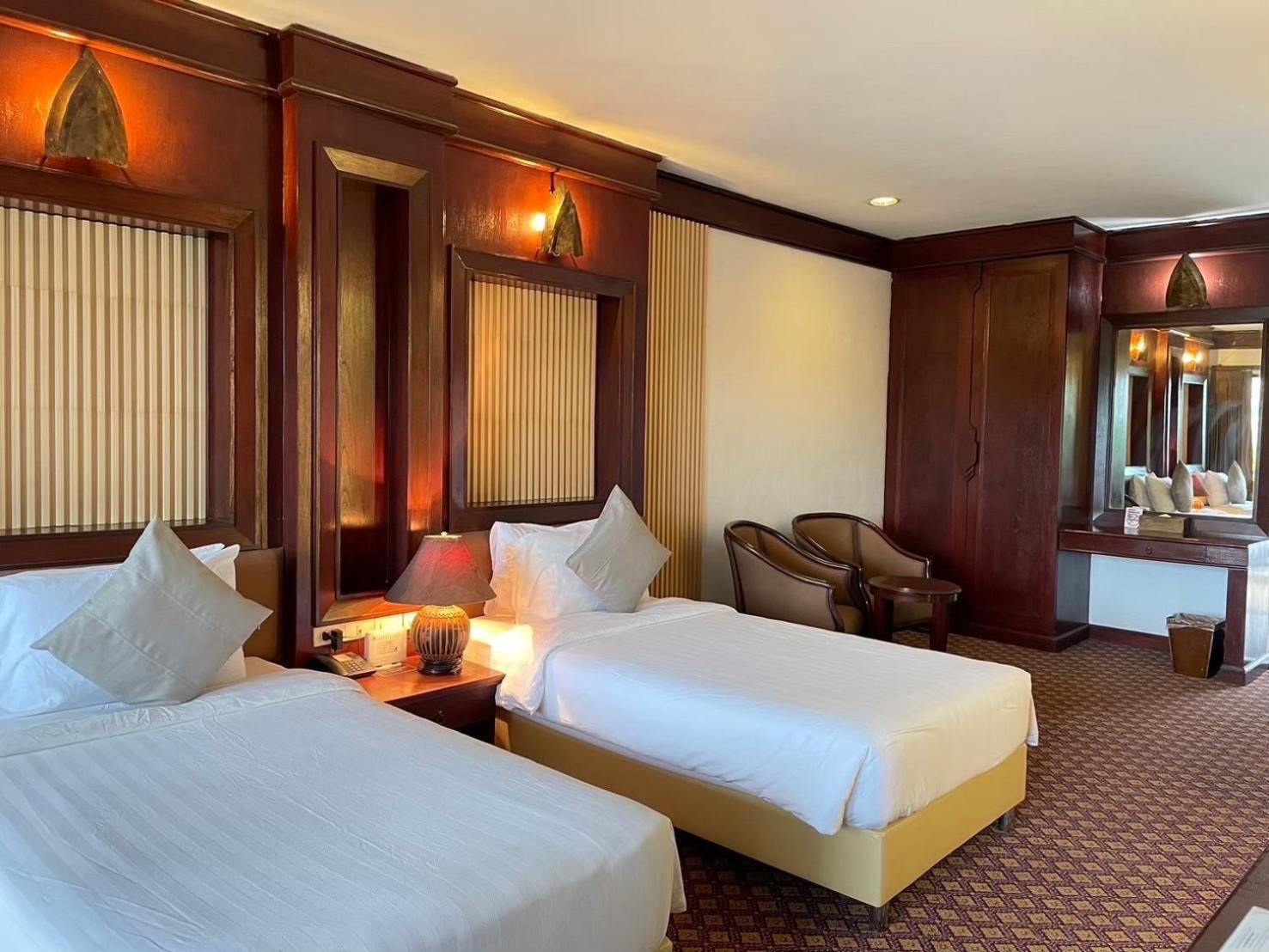 Gassan Legacy Golf Club Hotel Lamphun Exterior foto