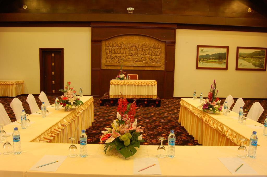 Gassan Legacy Golf Club Hotel Lamphun Exterior foto