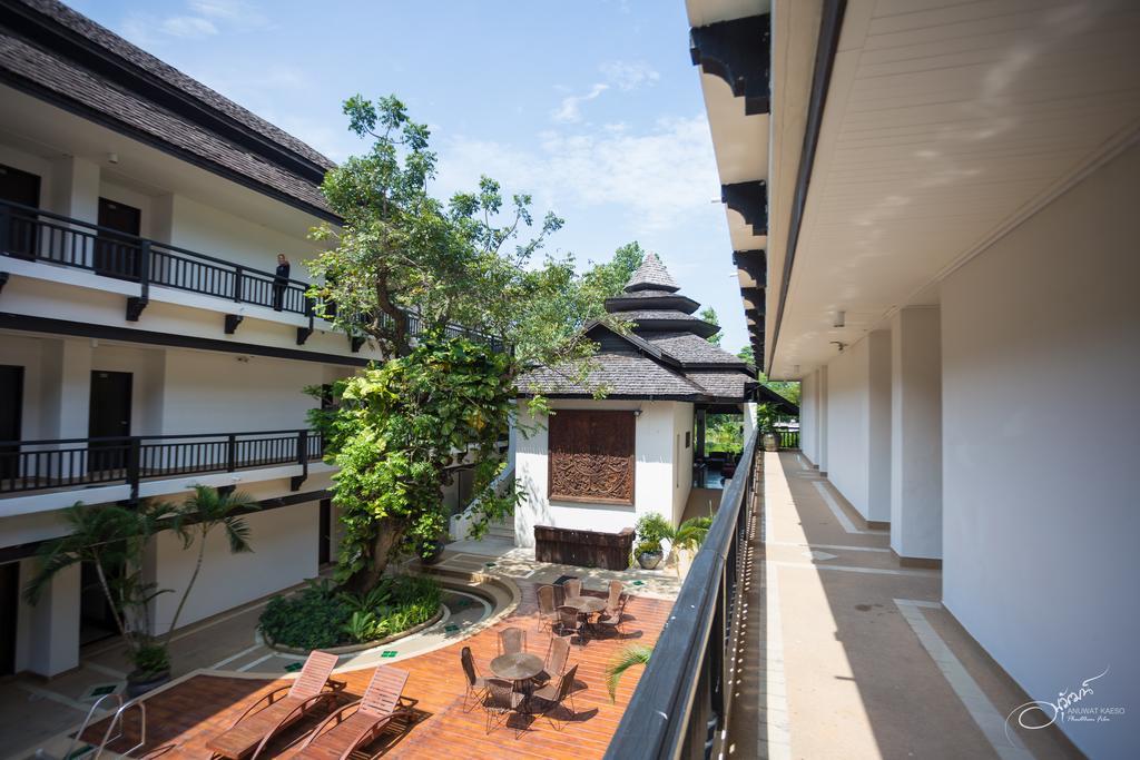 Gassan Legacy Golf Club Hotel Lamphun Exterior foto