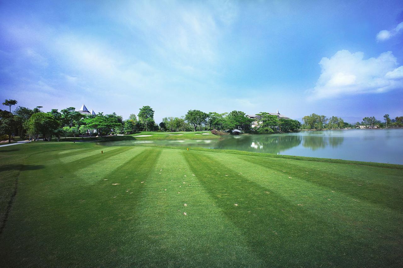 Gassan Legacy Golf Club Hotel Lamphun Exterior foto